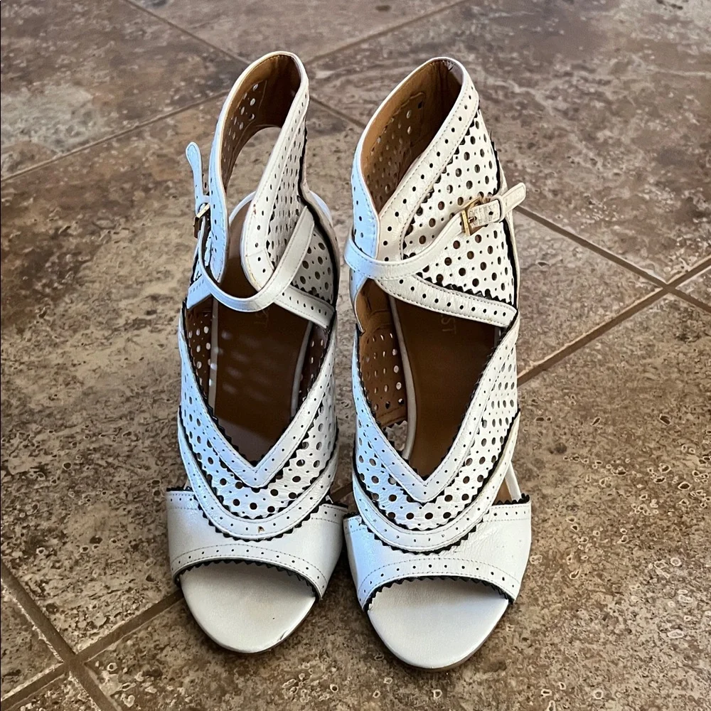 Nine West White Perforated Heels - Picture 2 of 7